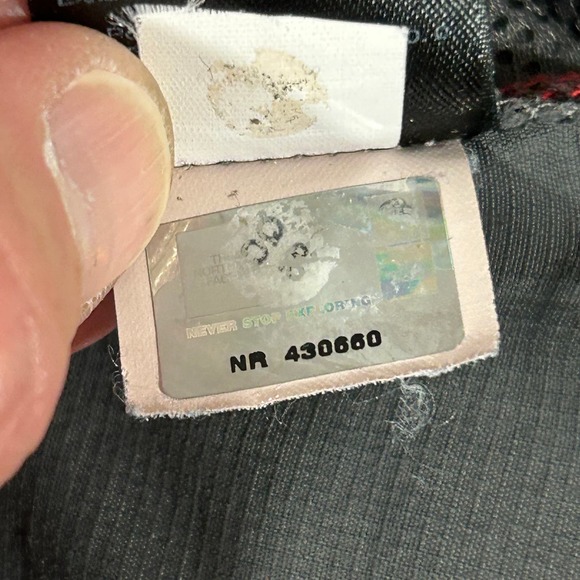 The North Face Men's XL Game Shorts Grey Red Nylon - Picture 12 of 12